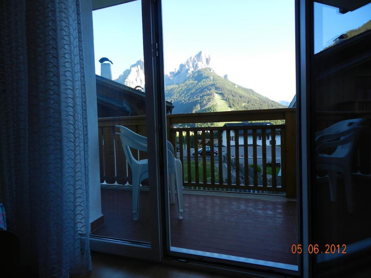Casa Brugnara Apartamento Pozza di Fassa Exterior foto